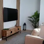 Trotamundos, Nuevo En El Centro *