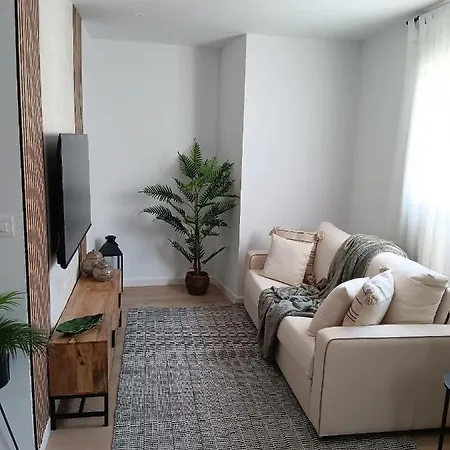 Trotamundos, Nuevo En El Centro